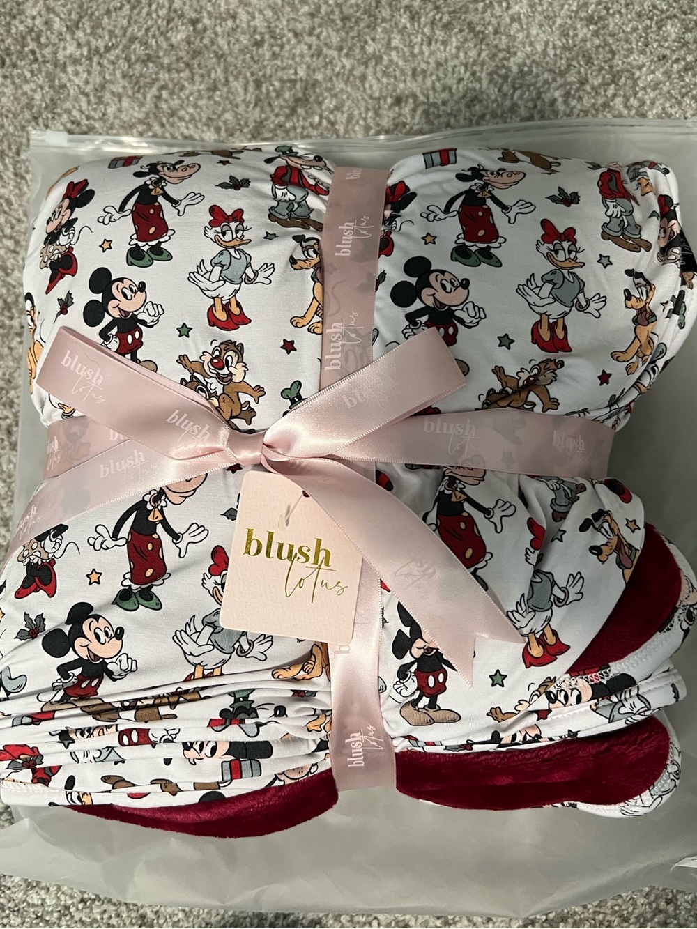 Blush Lotus Vintage Christmas plush blanket